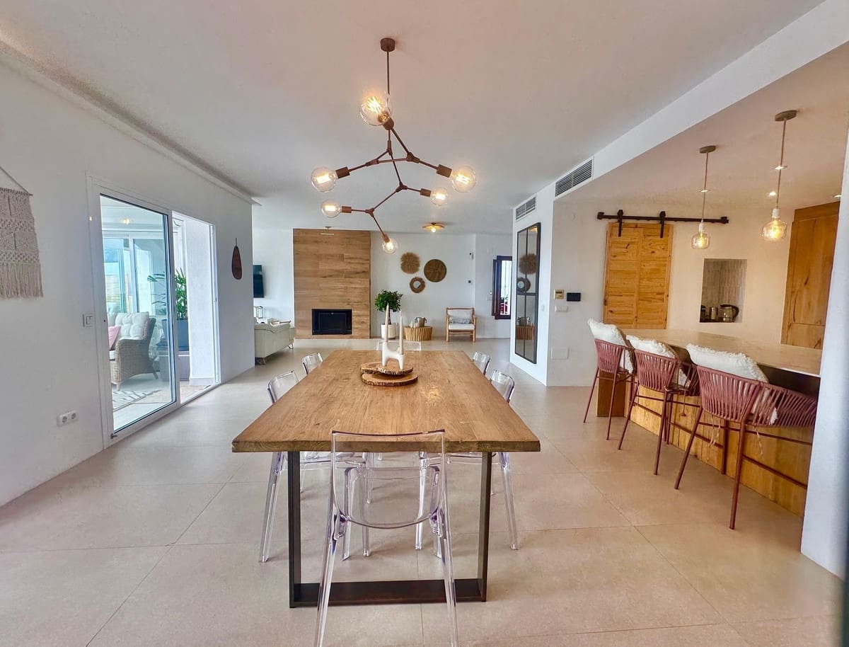 3 sypialnia Willa na sprzedaż w Mijas z basenem garażem - 1 320 000 € (Ref: 9764763)