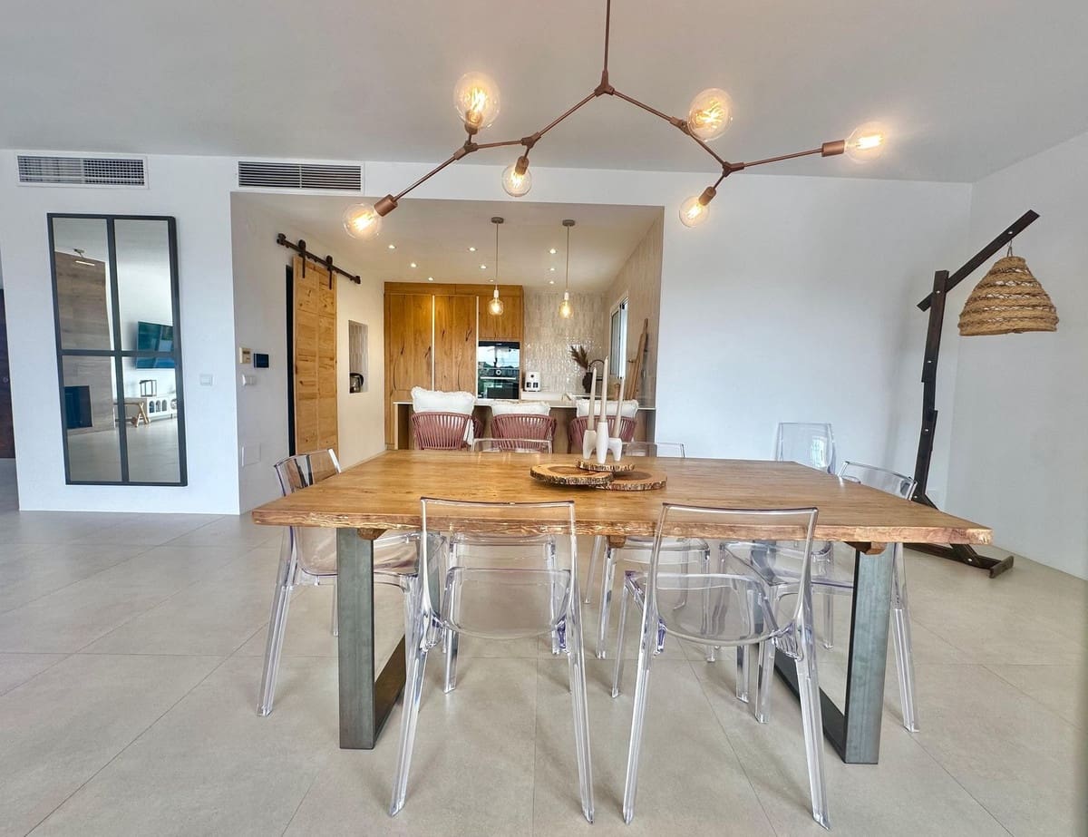 3 sypialnia Willa na sprzedaż w Mijas z basenem garażem - 1 320 000 € (Ref: 9764763)