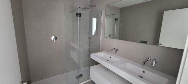 3 chambre Appartement à vendre à Los Monteros, Marbella avec piscine garage - 679 000 € (Ref: 9781368)