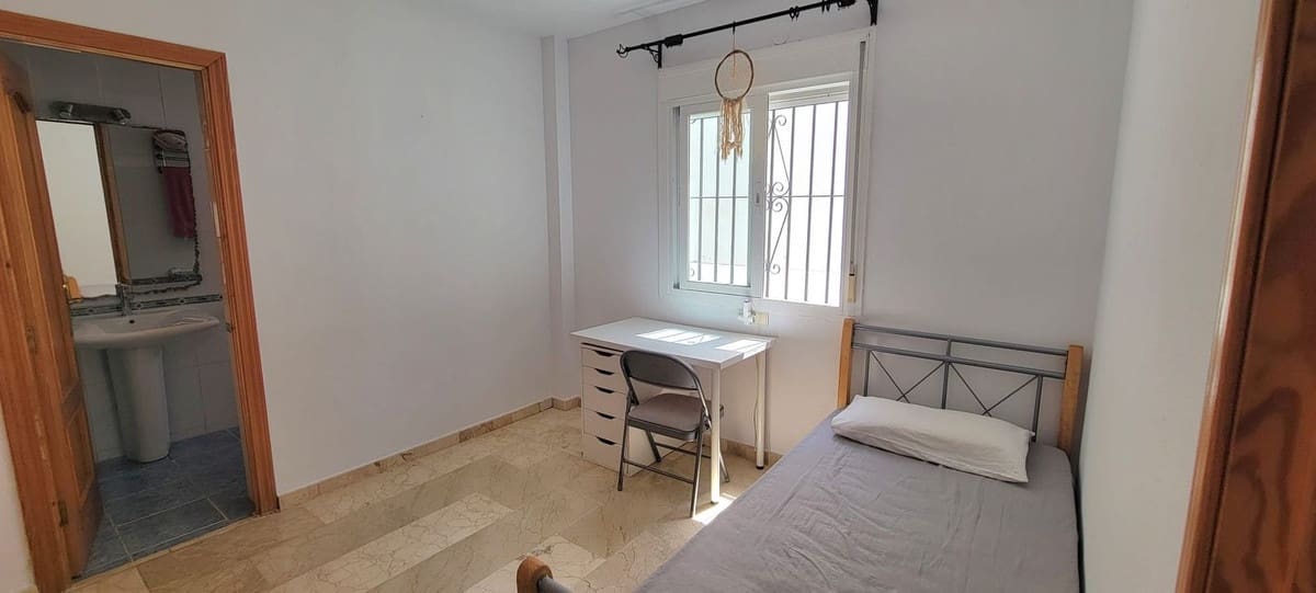 3 quarto Moradia para venda em El Faro com piscina garagem - 549 000 € (Ref: 9893205)