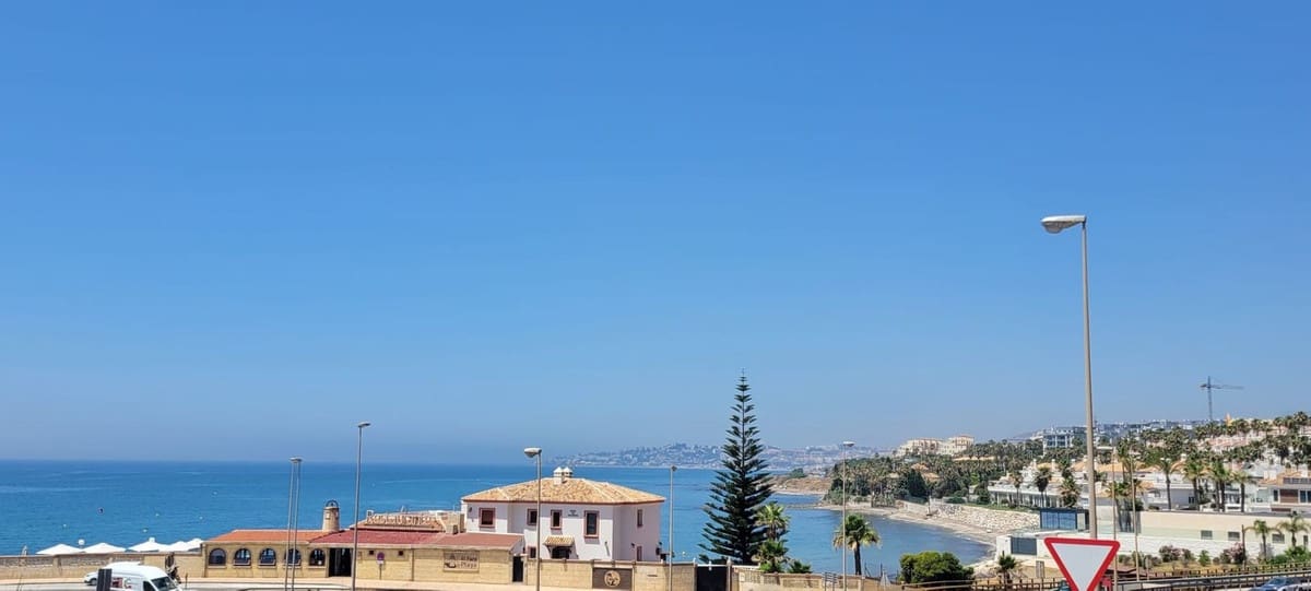3 quarto Moradia para venda em El Faro com piscina garagem - 549 000 € (Ref: 9893205)