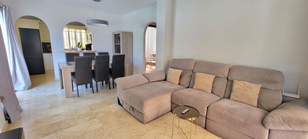 3 quarto Moradia para venda em El Faro com piscina garagem - 549 000 € (Ref: 9893205)