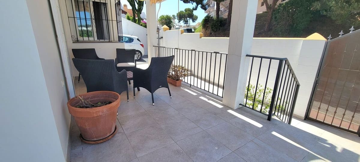 3 quarto Moradia para venda em El Faro com piscina garagem - 549 000 € (Ref: 9893205)