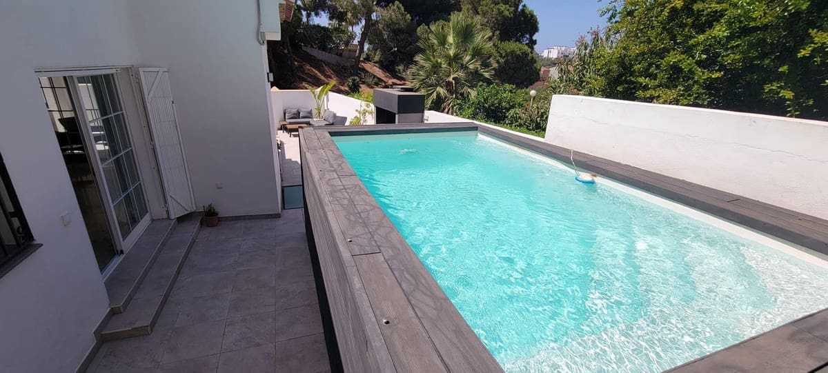 3 quarto Moradia para venda em El Faro com piscina garagem - 549 000 € (Ref: 9893205)