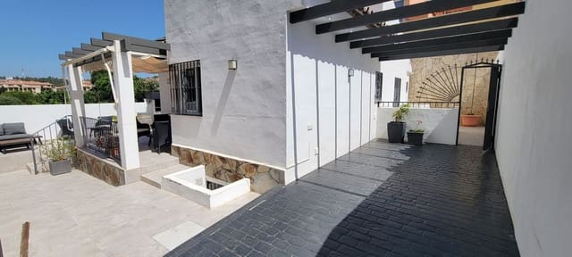 3 quarto Moradia para venda em El Faro, Mijas com piscina garagem - 549 000 € (Ref: 9893205)