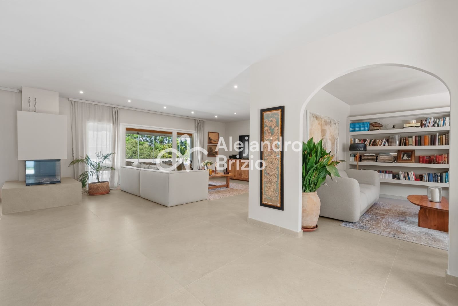 3 soveværelse Villa til salg i Denia med swimmingpool garage - € 1.390.000 (Ref: 9237064)