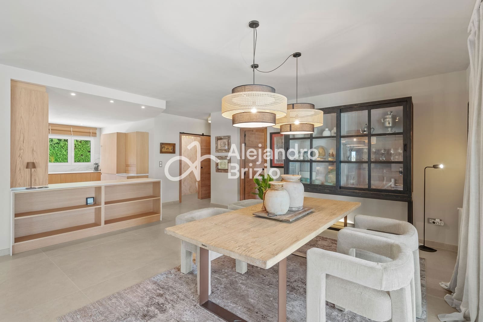 3 soveværelse Villa til salg i Denia med swimmingpool garage - € 1.390.000 (Ref: 9237064)