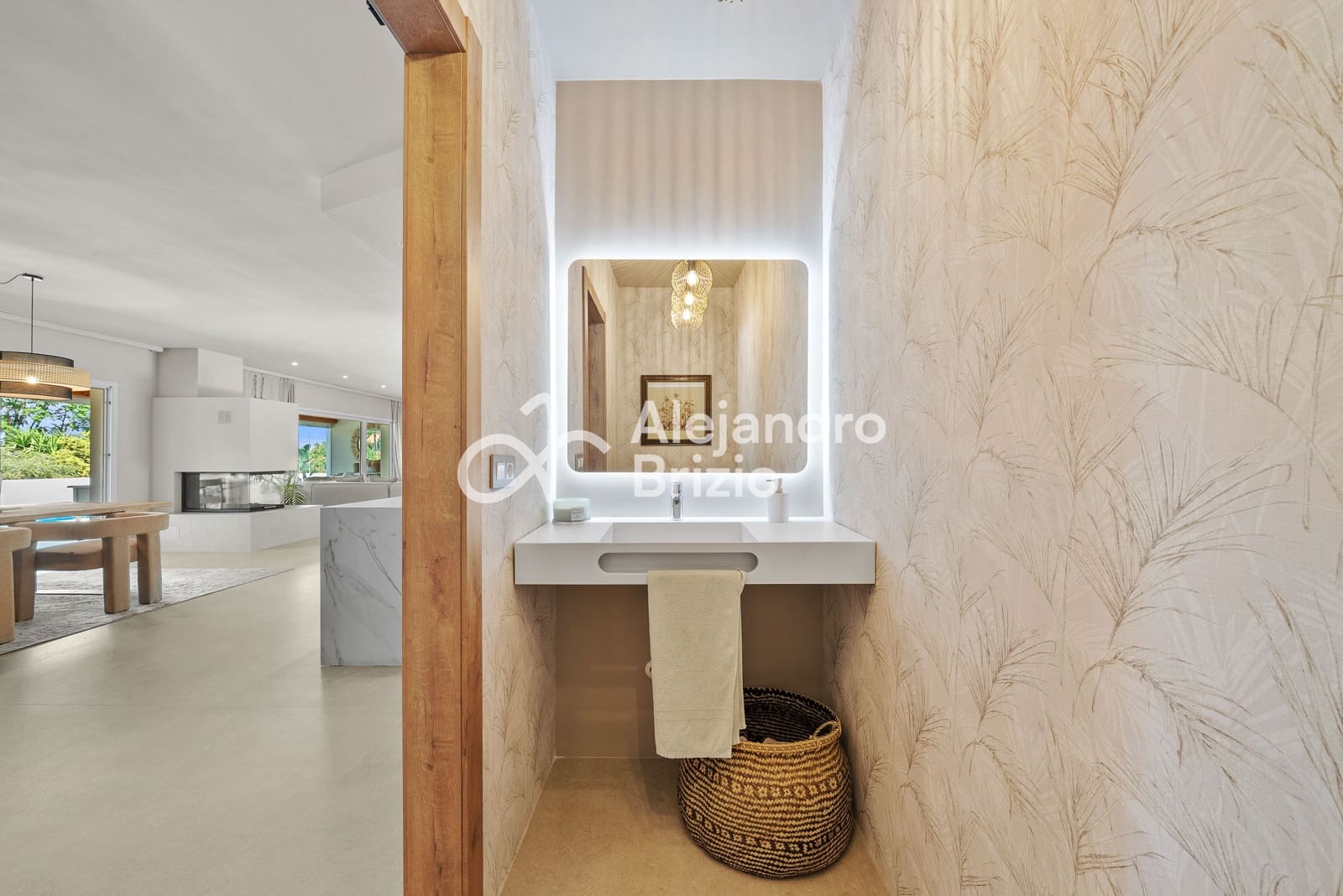 3 soveværelse Villa til salg i Denia med swimmingpool garage - € 1.390.000 (Ref: 9237064)