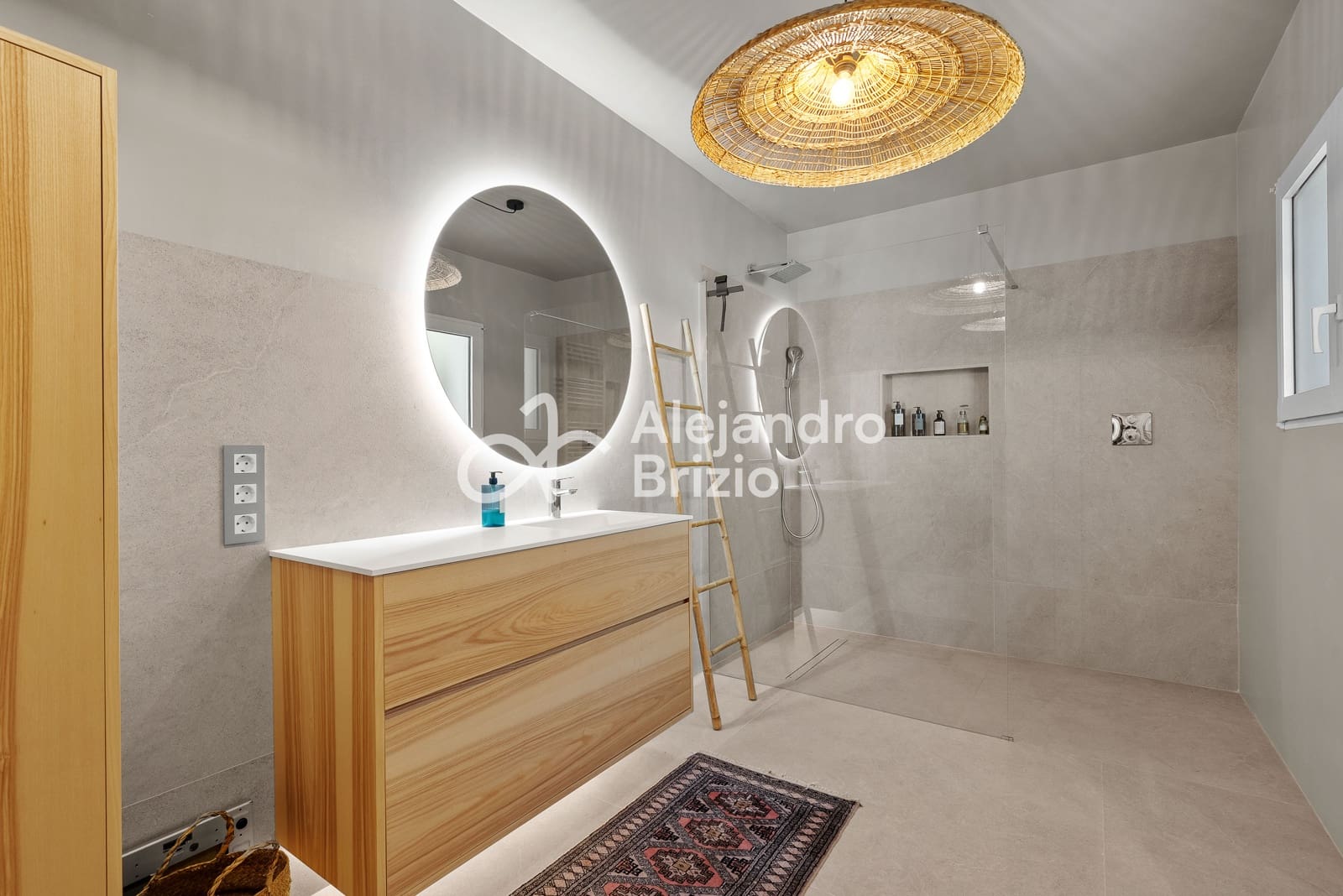 3 soveværelse Villa til salg i Denia med swimmingpool garage - € 1.390.000 (Ref: 9237064)