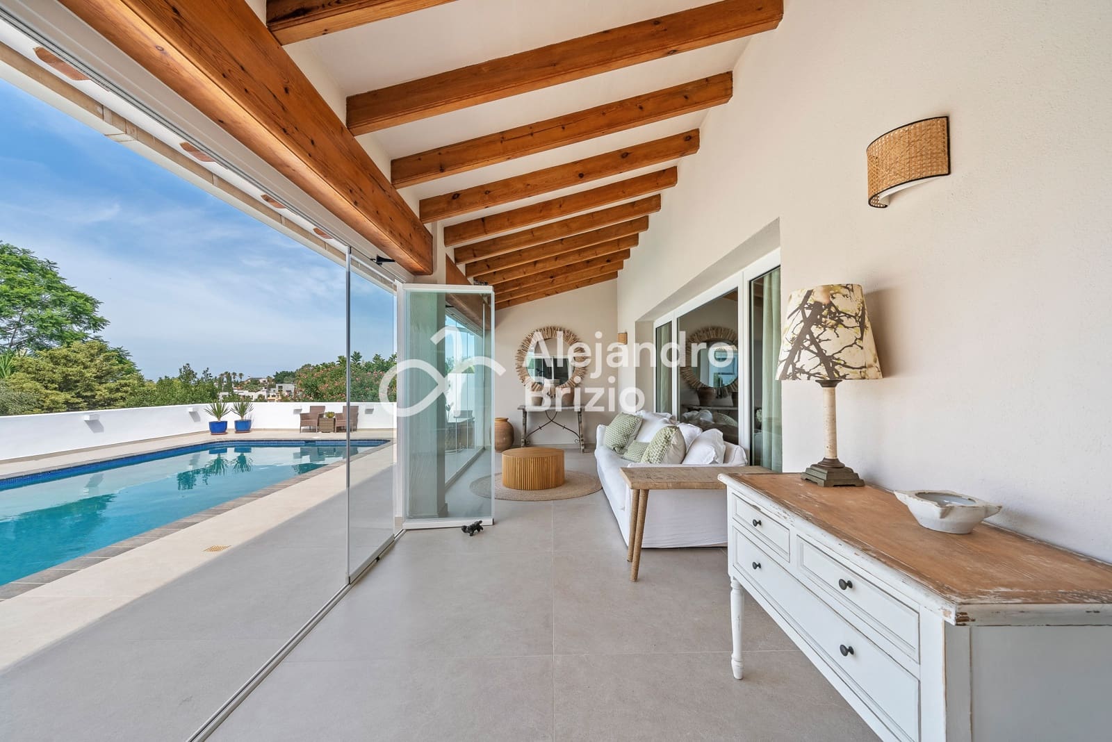 3 soveværelse Villa til salg i Denia med swimmingpool garage - € 1.390.000 (Ref: 9237064)
