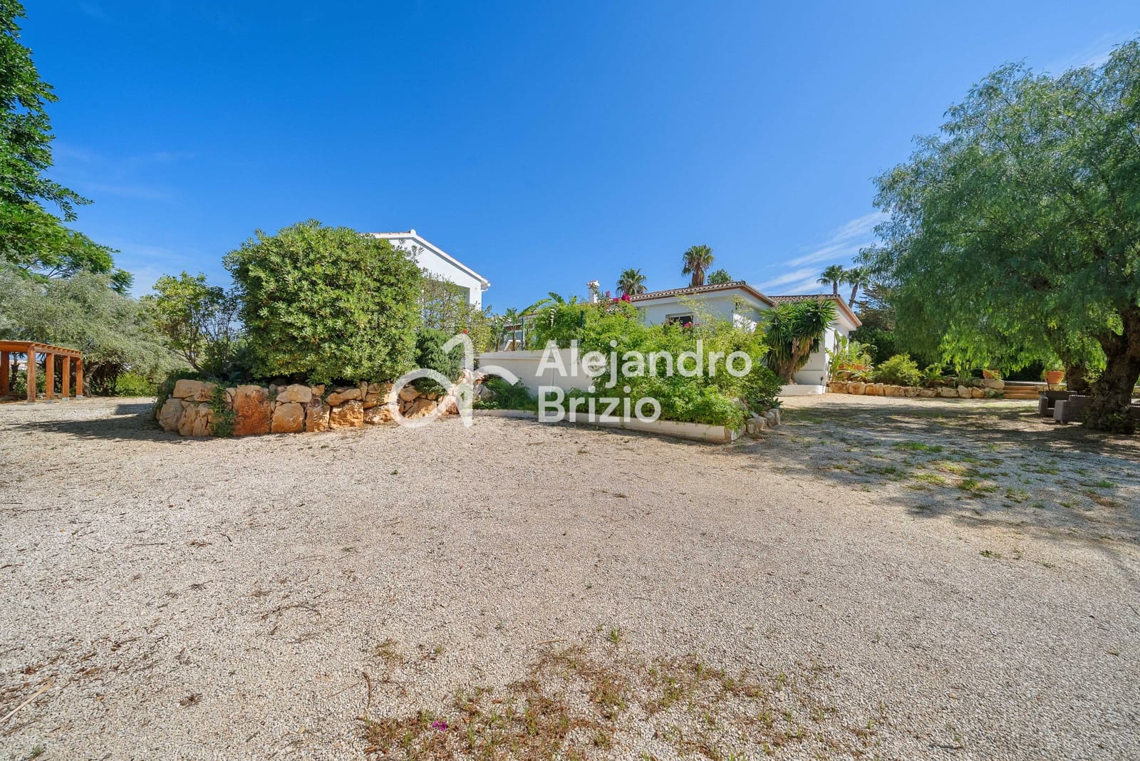 3 soveværelse Villa til salg i Denia med swimmingpool garage - € 1.390.000 (Ref: 9237064)