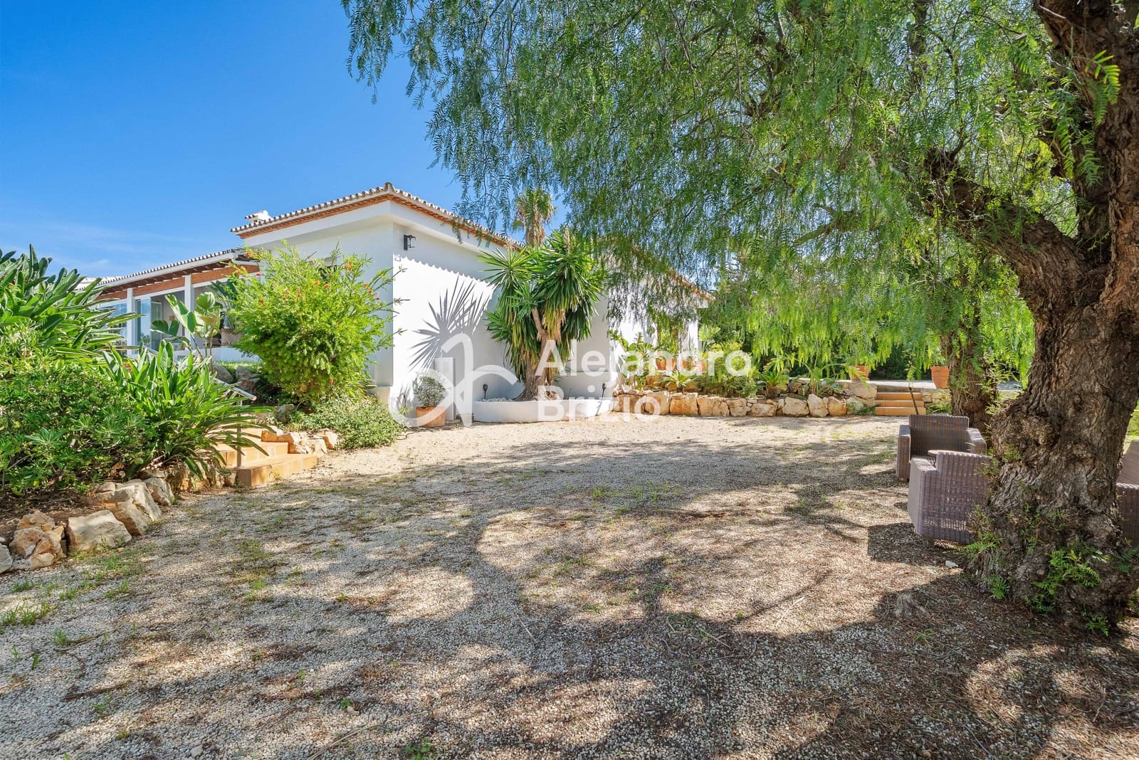 3 soveværelse Villa til salg i Denia med swimmingpool garage - € 1.390.000 (Ref: 9237064)