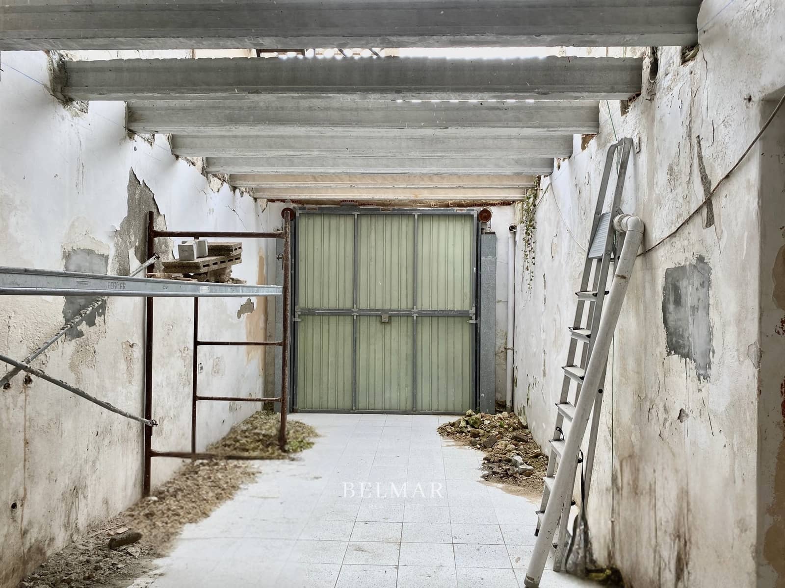 6 soveværelse Byhus til salg i Sant Llorenc des Cardassar med garage - € 315.000 (Ref: 8865630)