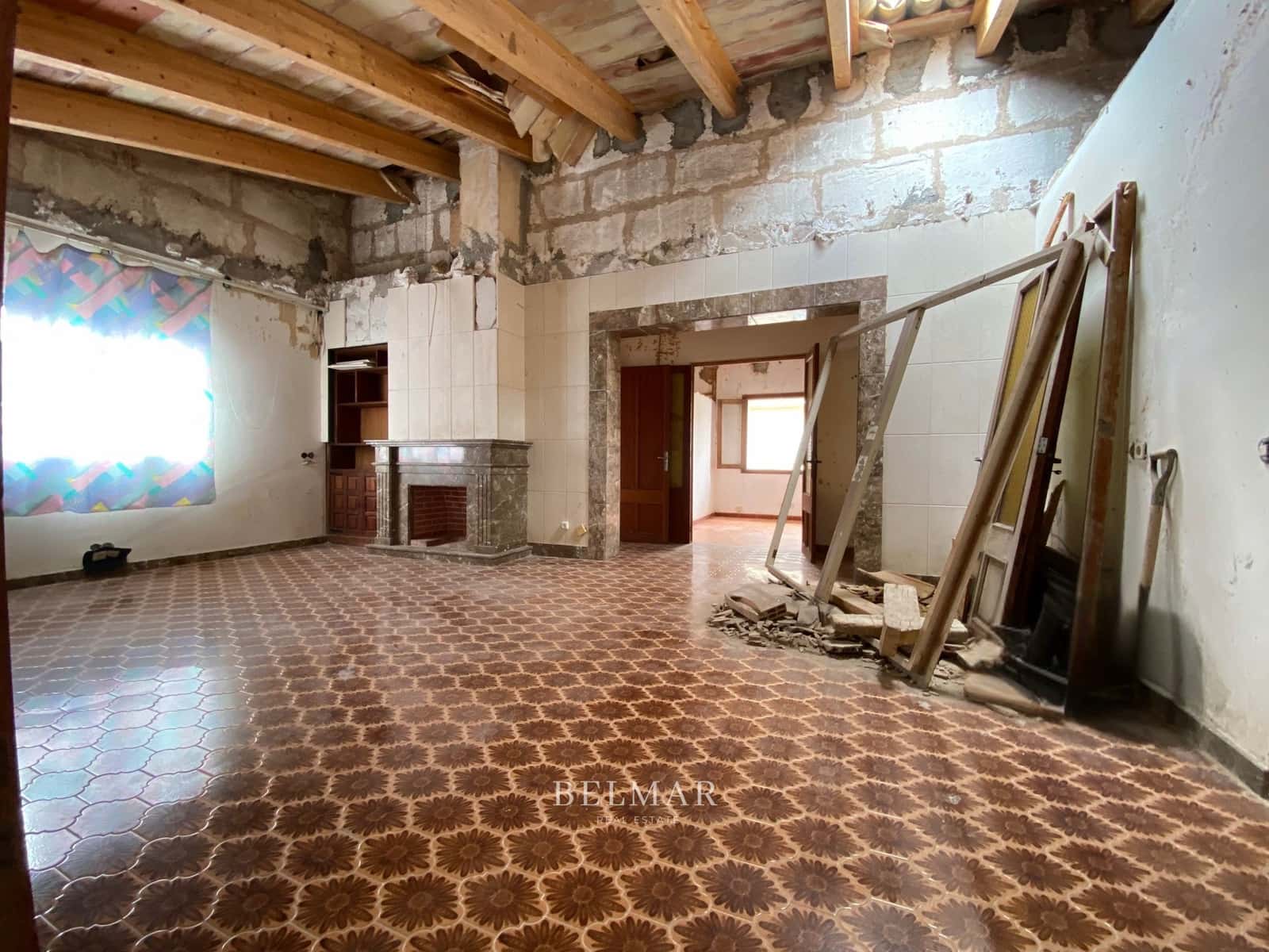 6 soveværelse Byhus til salg i Sant Llorenc des Cardassar med garage - € 315.000 (Ref: 8865630)