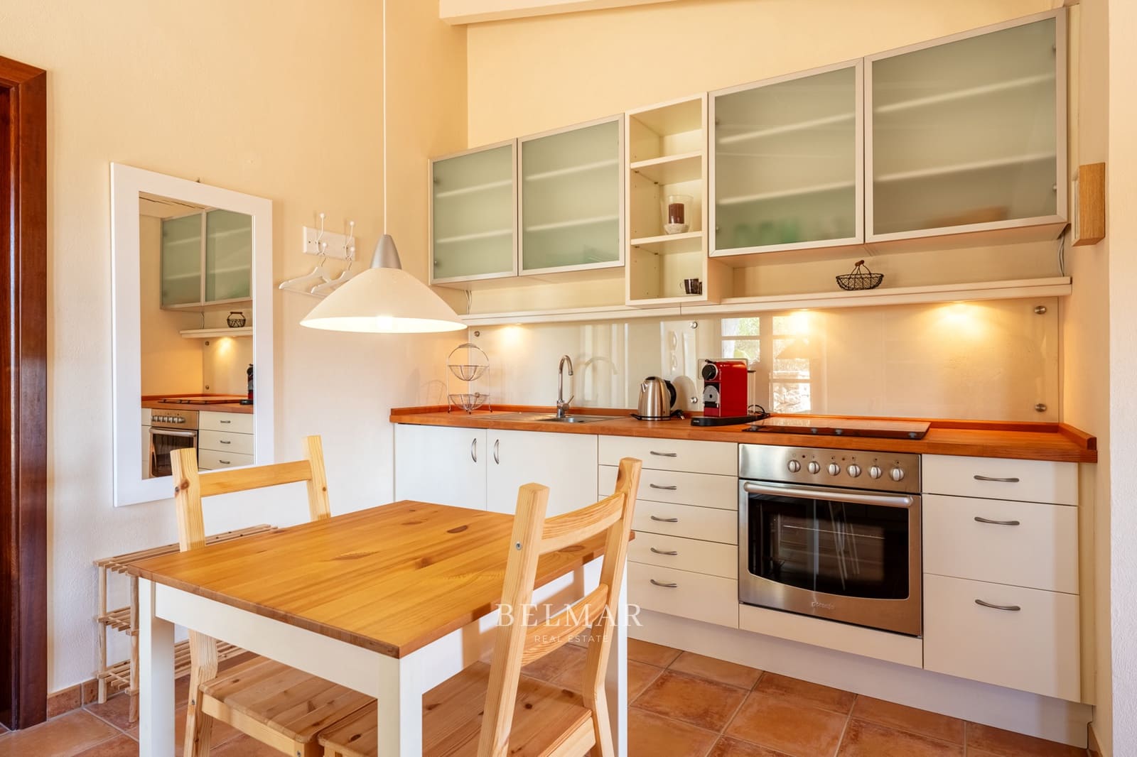 4 soveværelse Finca/Landehus til salg i Sineu med swimmingpool garage - € 1.850.000 (Ref: 8983543)