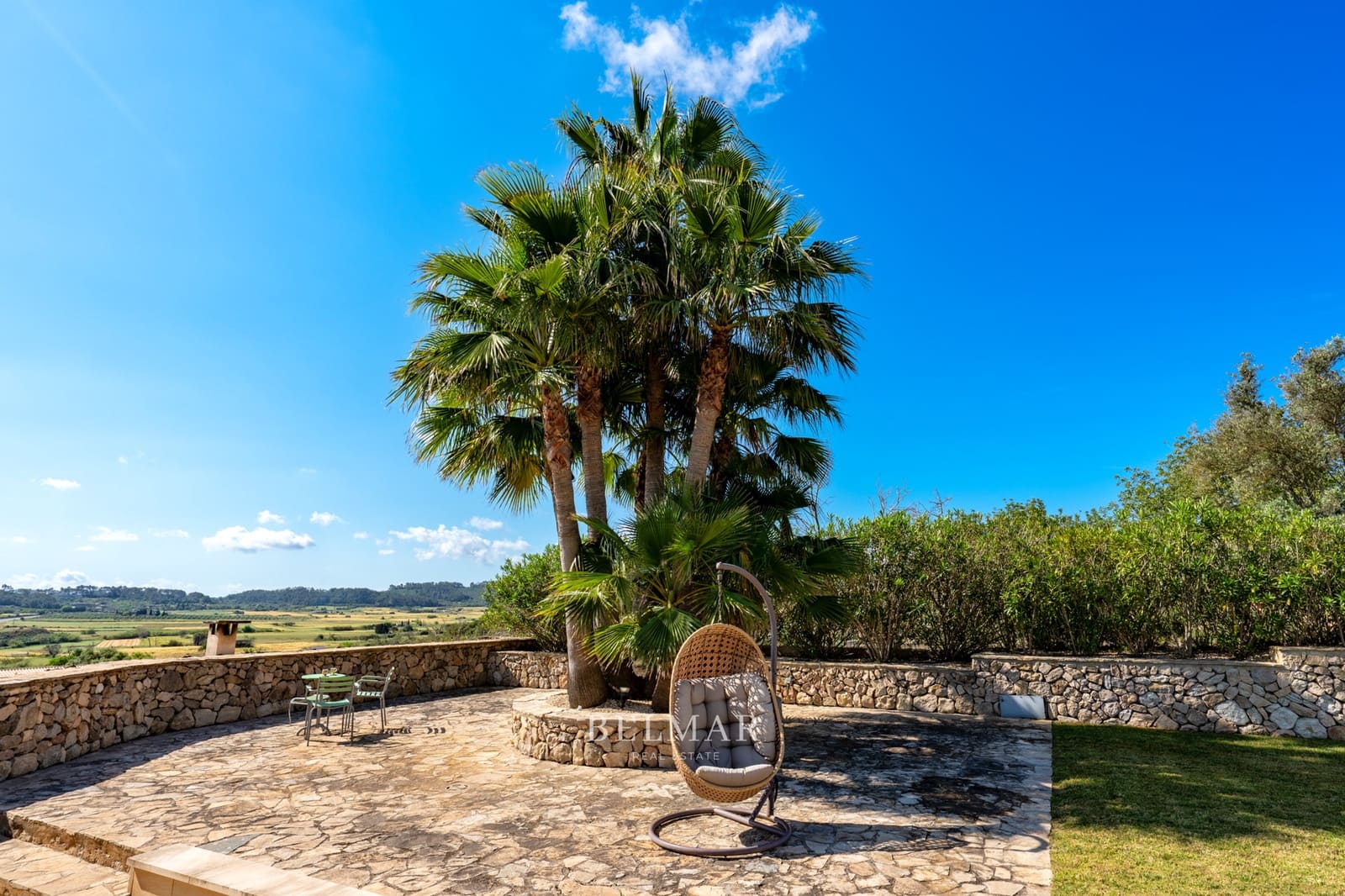 4 soveværelse Finca/Landehus til salg i Sineu med swimmingpool garage - € 1.850.000 (Ref: 8983543)