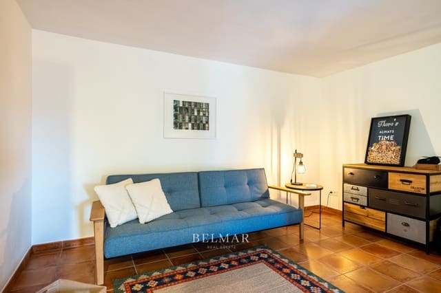 4 soveværelse Finca/Landehus til salg i Sineu med swimmingpool garage - € 1.850.000 (Ref: 8983543)