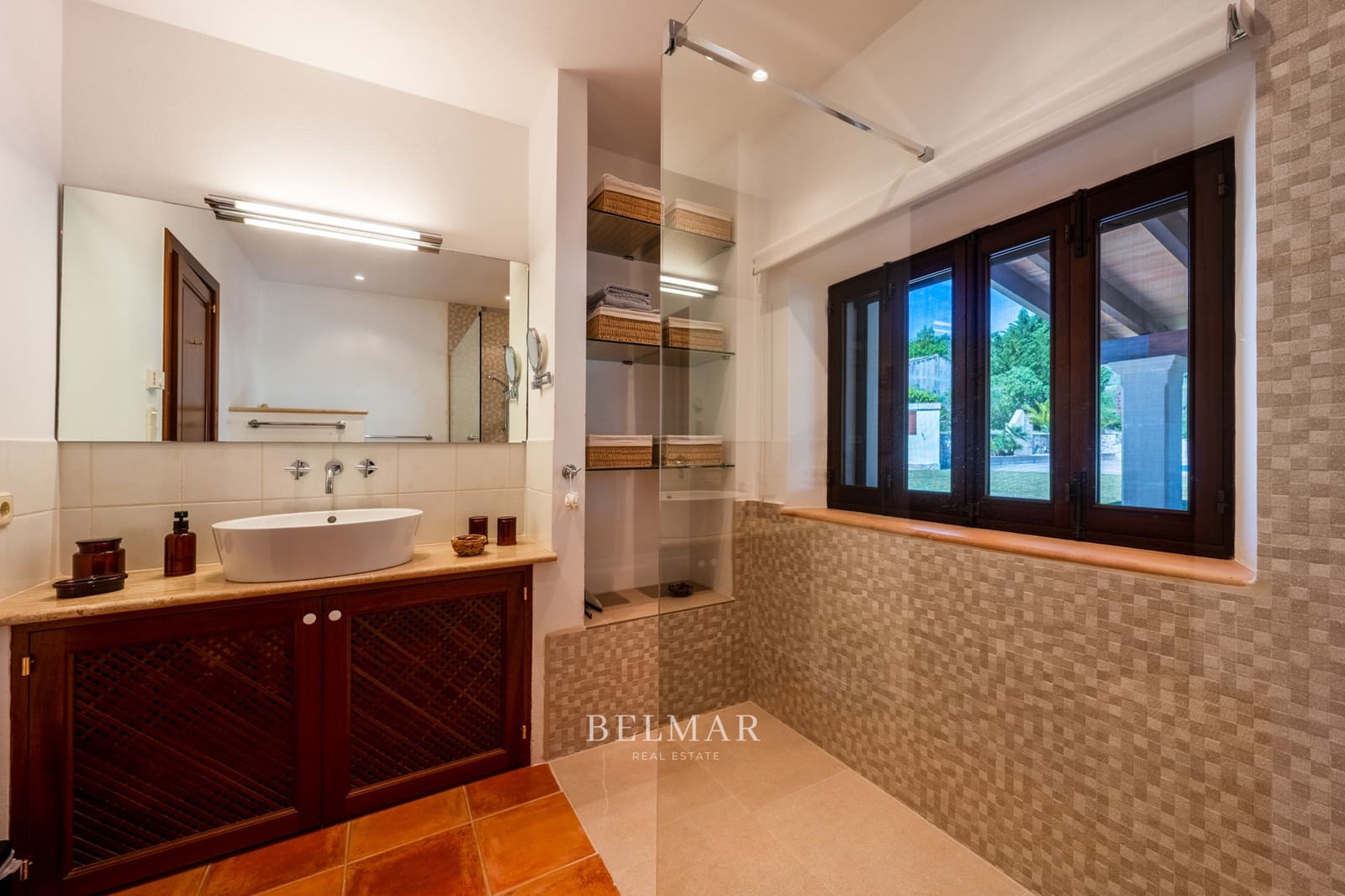 4 soveværelse Finca/Landehus til salg i Sineu med swimmingpool garage - € 1.850.000 (Ref: 8983543)