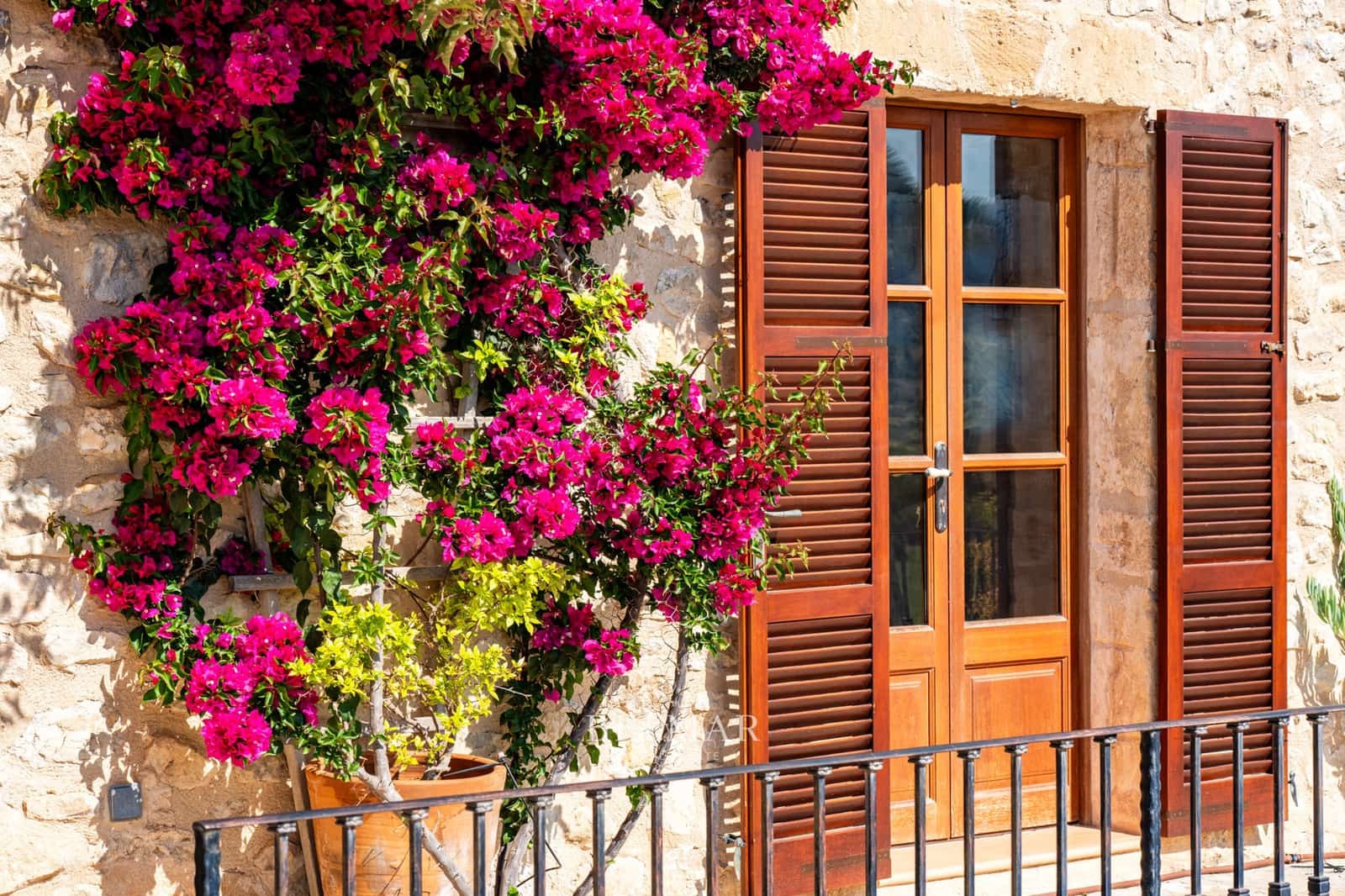 4 soveværelse Finca/Landehus til salg i Sineu med swimmingpool garage - € 1.850.000 (Ref: 8983543)