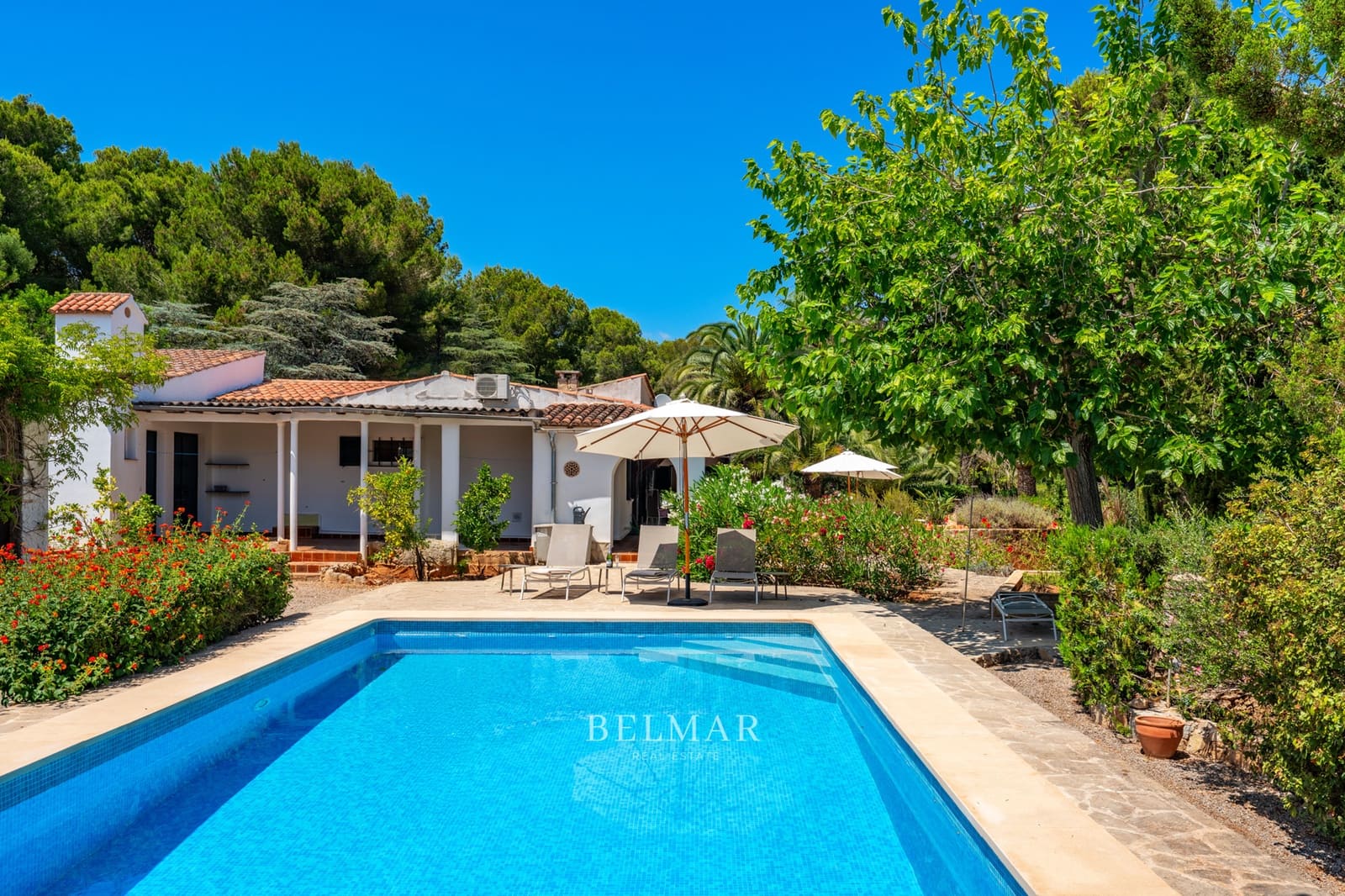 3 soveværelse Finca/Landehus til salg i Cala Murada med swimmingpool garage - € 1.390.000 (Ref: 9136436)