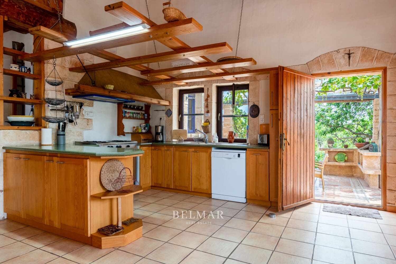 4 chambre Finca/Maison de Campagne à vendre à Sant Llorenc des Cardassar avec piscine garage - 1 849 000 € (Ref: 9172214)