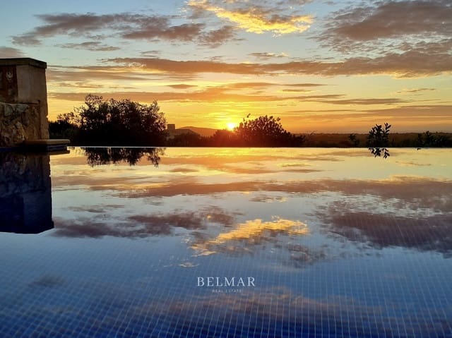 4 slaapkamer Finca/Landhuis te koop in Sant Llorenç des Cardassar met zwembad garage - € 1.849.000 (Ref: 9172214)