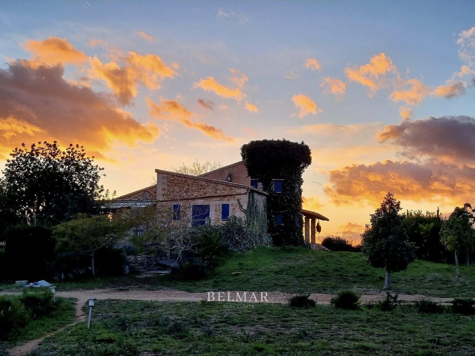 4 chambre Finca/Maison de Campagne à vendre à Sant Llorenc des Cardassar avec piscine garage - 1 849 000 € (Ref: 9172214)