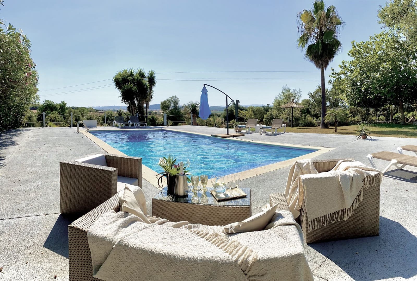 3 soveværelse Finca/Landehus til salg i Sineu med garage - € 1.460.000 (Ref: 9217792)