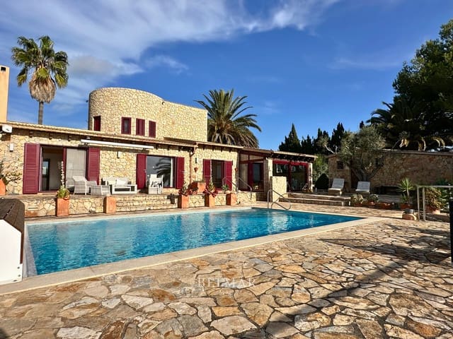 Finca/Casa Rural de 4 habitaciones en Son Servera en venta con piscina garaje - 2.250.000 € (Ref: 9524649)