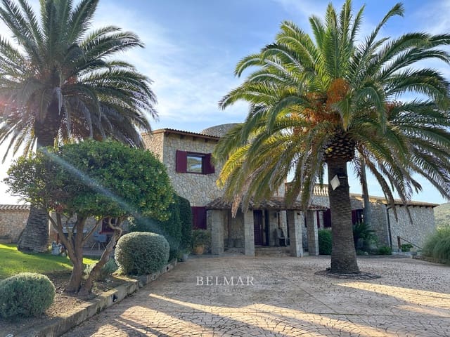 Finca/Casa Rural de 4 habitaciones en Son Servera en venta con piscina garaje - 2.250.000 € (Ref: 9524649)