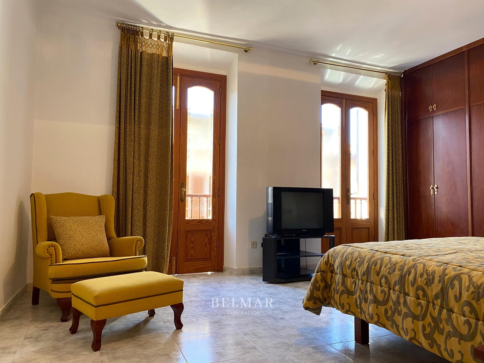 4 chambre Maison de Ville à vendre à Sant Llorenc des Cardassar avec garage - 850 000 € (Ref: 9593253)