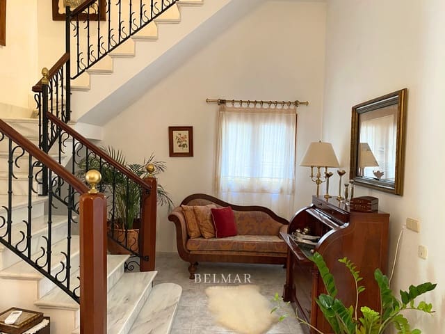 4 chambre Maison de Ville à vendre à Sant Llorenç des Cardassar avec garage - 850 000 € (Ref: 9593253)