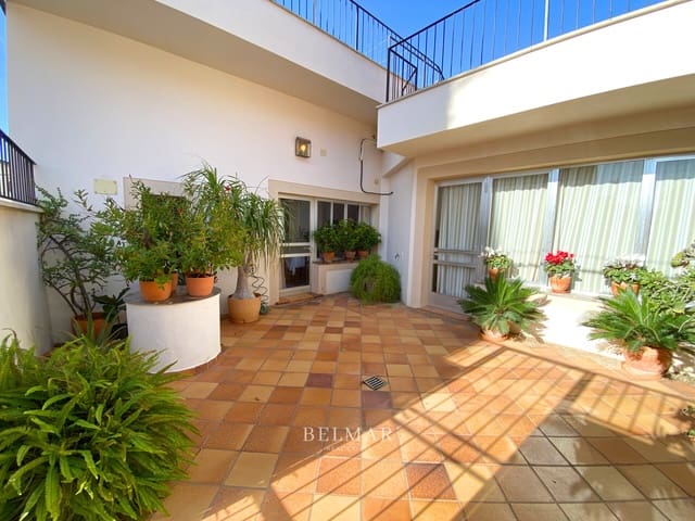 4 chambre Maison de Ville à vendre à Sant Llorenç des Cardassar avec garage - 850 000 € (Ref: 9593253)