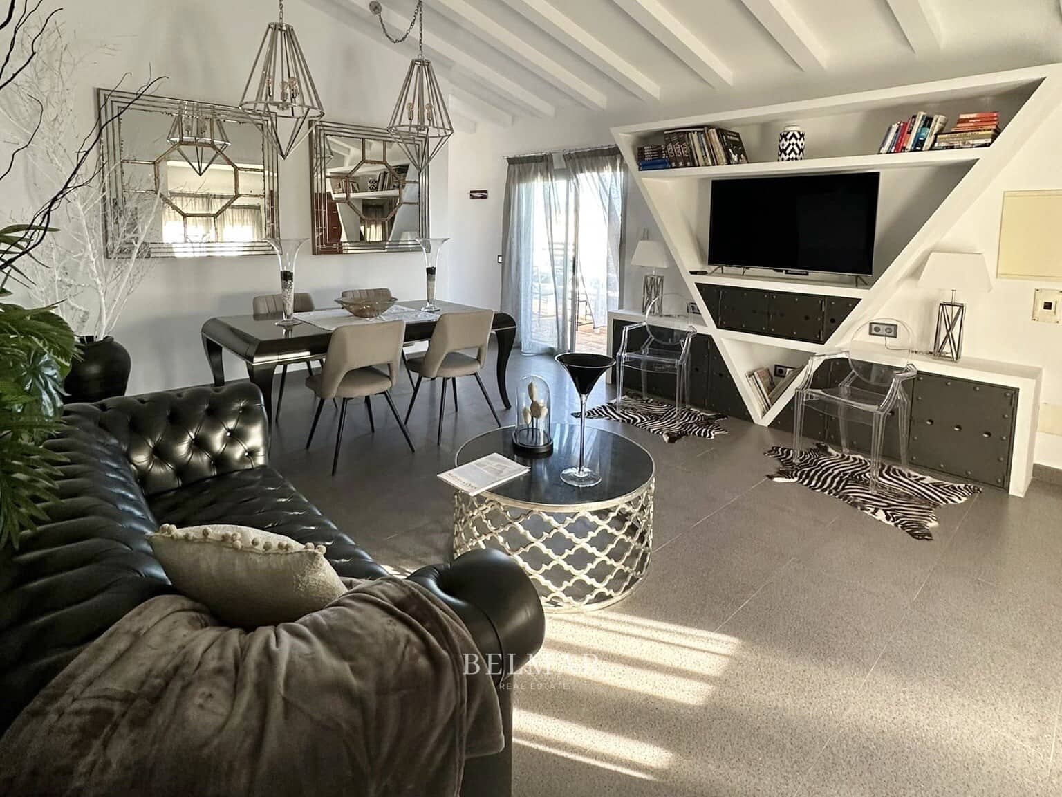 3 bedroom Flat for rent in Sant Llorenc des Cardassar - € 2,200 (Ref: 9593254)