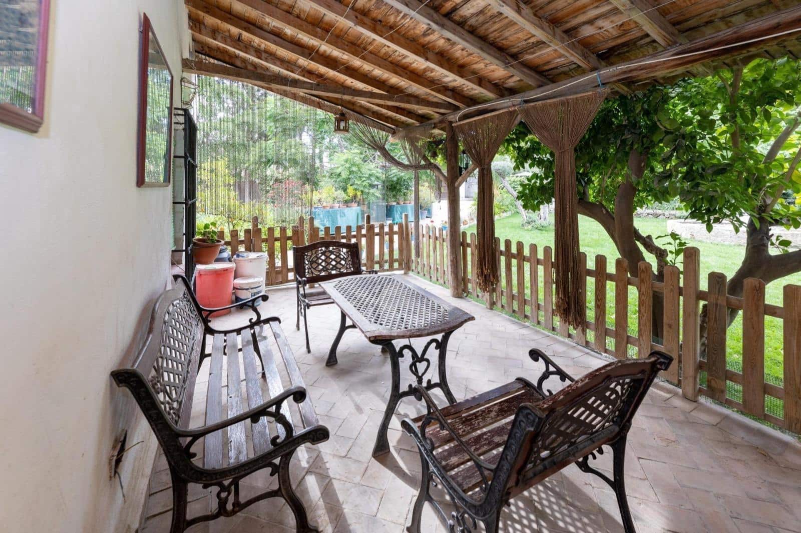 8 soveværelse Finca/Landehus til salg i Granada by med garage - € 895.000 (Ref: 9024925)