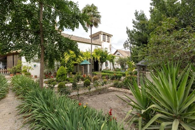 8 soveværelse Finca/Landehus til salg i Granada by med garage - € 895.000 (Ref: 9024925)