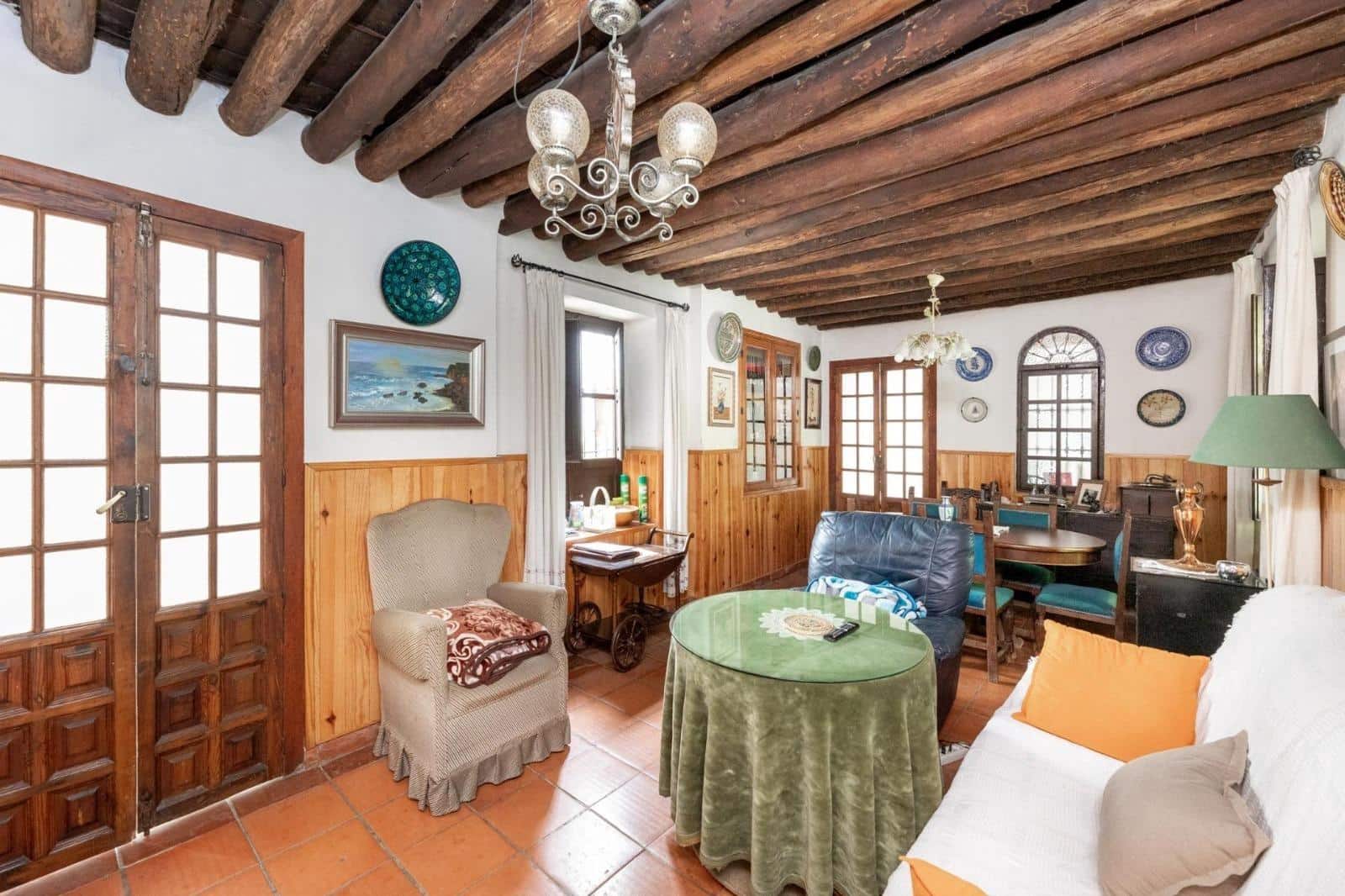 8 soveværelse Finca/Landehus til salg i Granada by med garage - € 895.000 (Ref: 9024925)