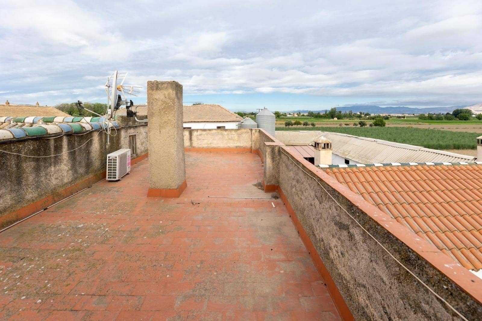 8 soveværelse Finca/Landehus til salg i Granada by med garage - € 895.000 (Ref: 9024925)