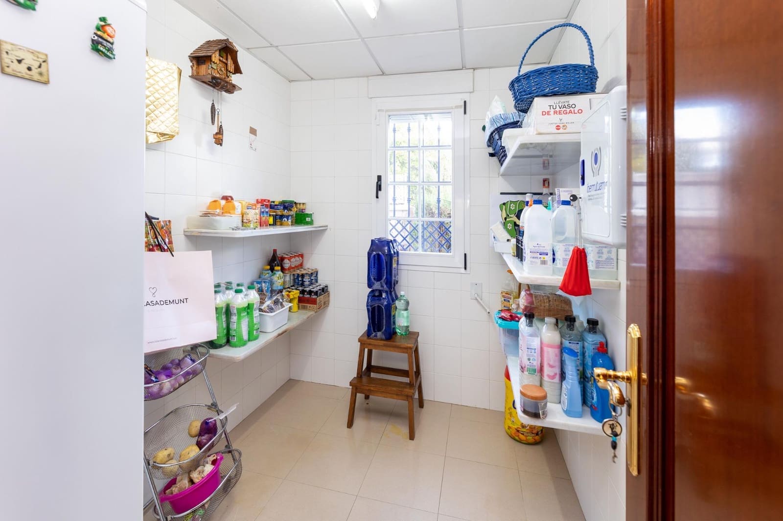 4 soveværelse Villa til salg i Peligros med swimmingpool garage - € 599.000 (Ref: 9029755)