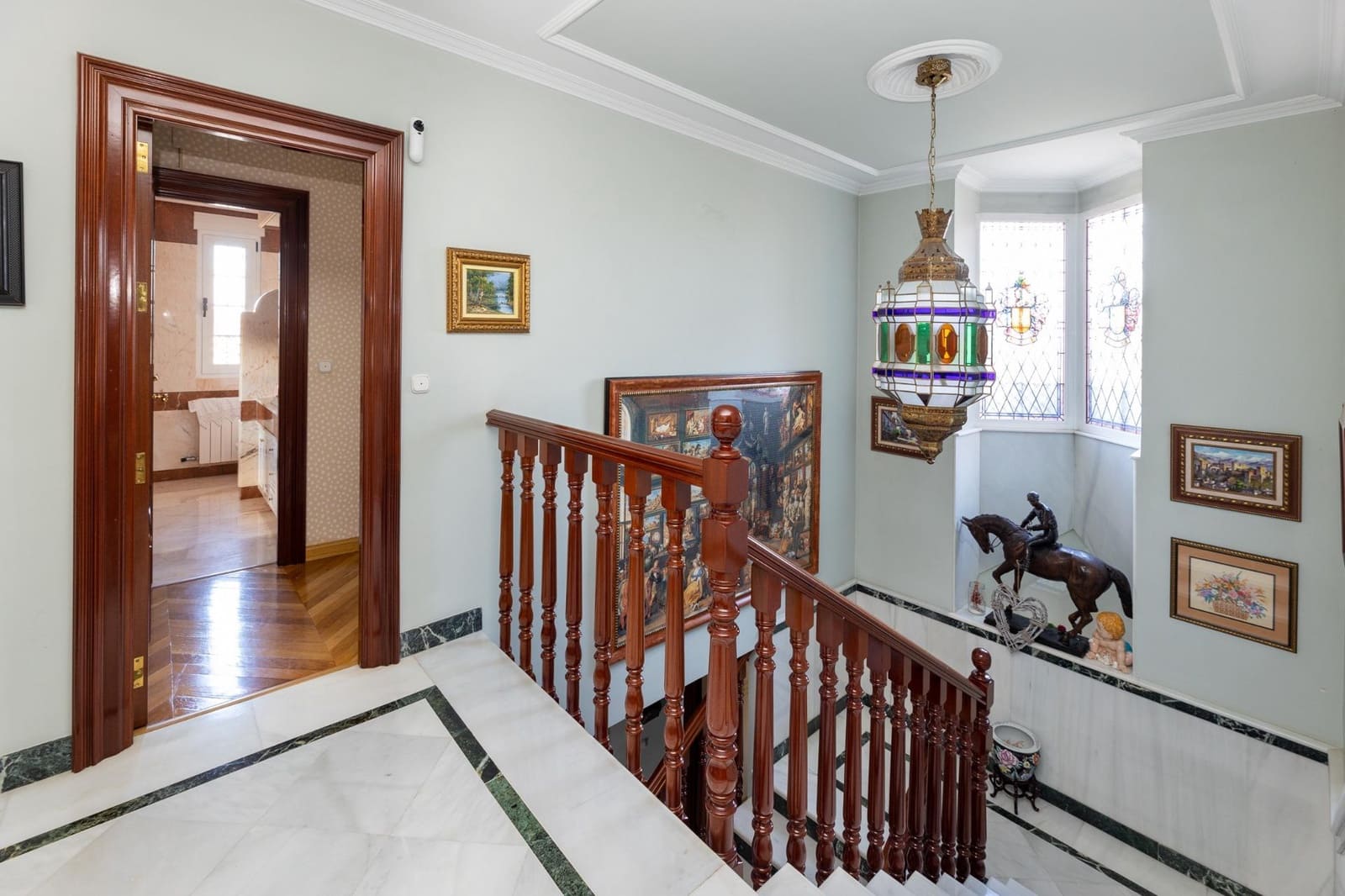 4 soveværelse Villa til salg i Peligros med swimmingpool garage - € 599.000 (Ref: 9029755)