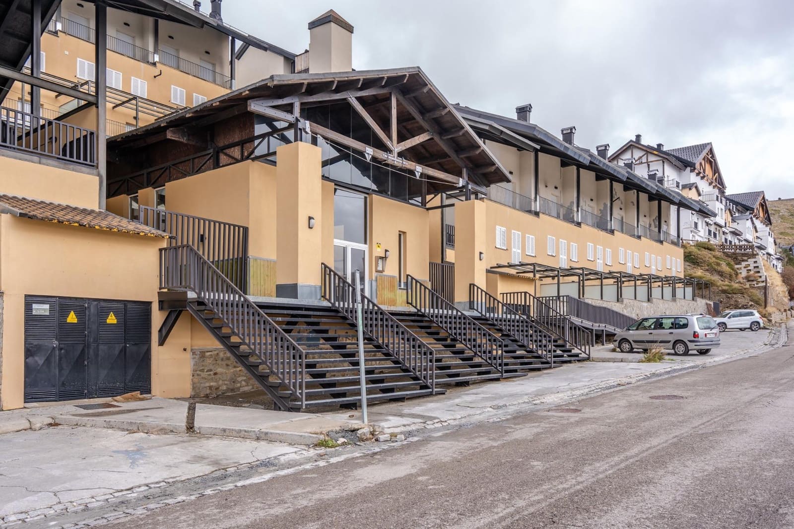 3 sypialnia Apartament na sprzedaż w Sierra Nevada - 269 000 € (Ref: 9095437)