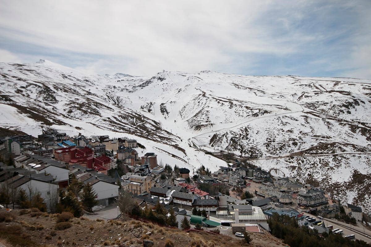 3 sypialnia Apartament na sprzedaż w Sierra Nevada - 269 000 € (Ref: 9095437)