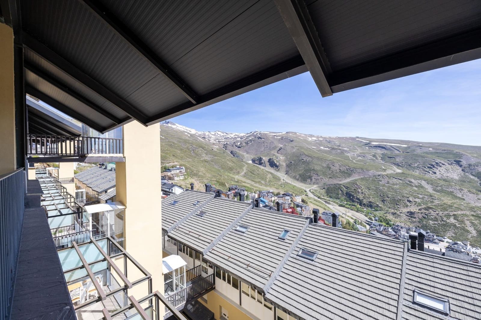 3 sypialnia Apartament na sprzedaż w Sierra Nevada - 269 000 € (Ref: 9095437)