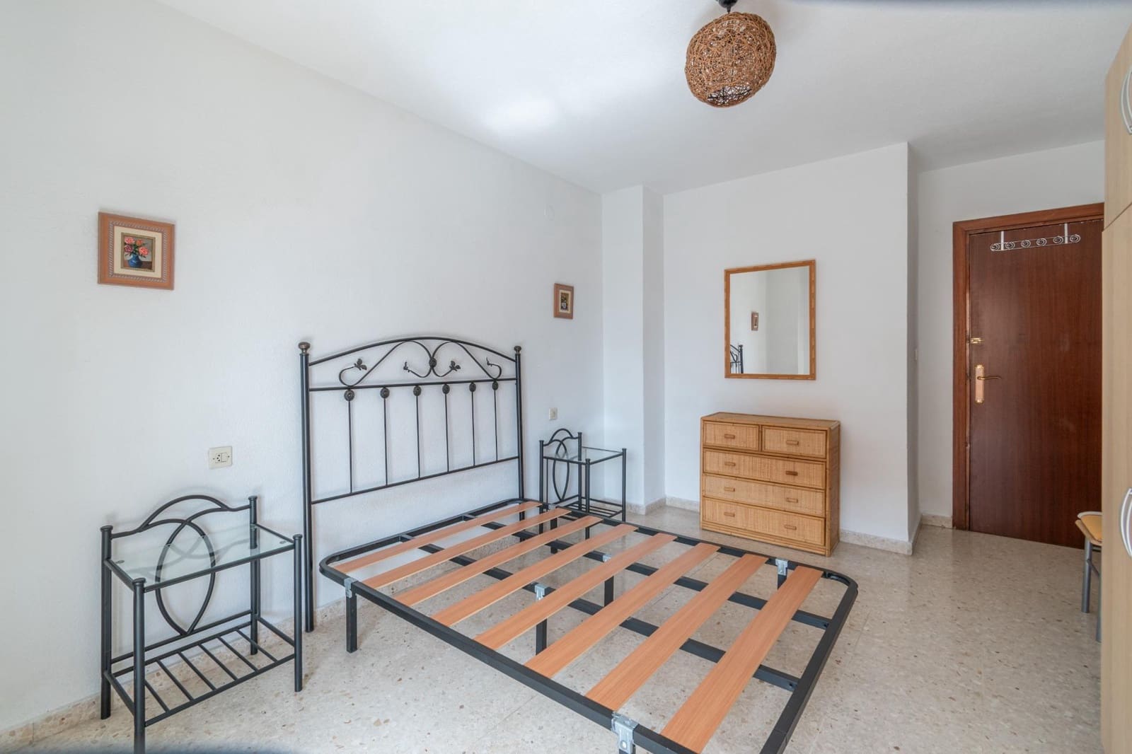 2 soverom Leilighet til salgs i Granada by med garasje - € 235 000 (Ref: 9095443)