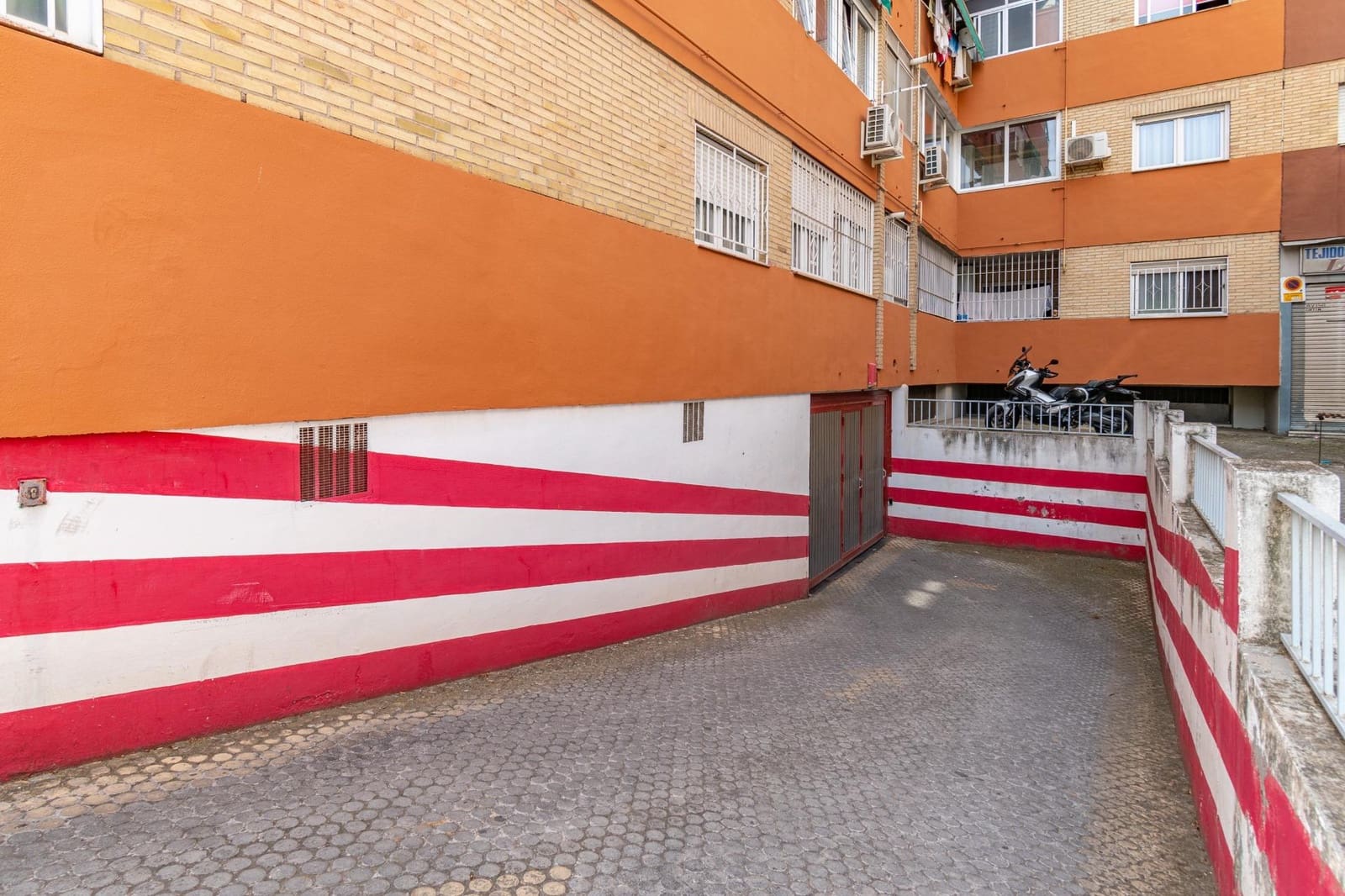 2 soverom Leilighet til salgs i Granada by med garasje - € 235 000 (Ref: 9095443)