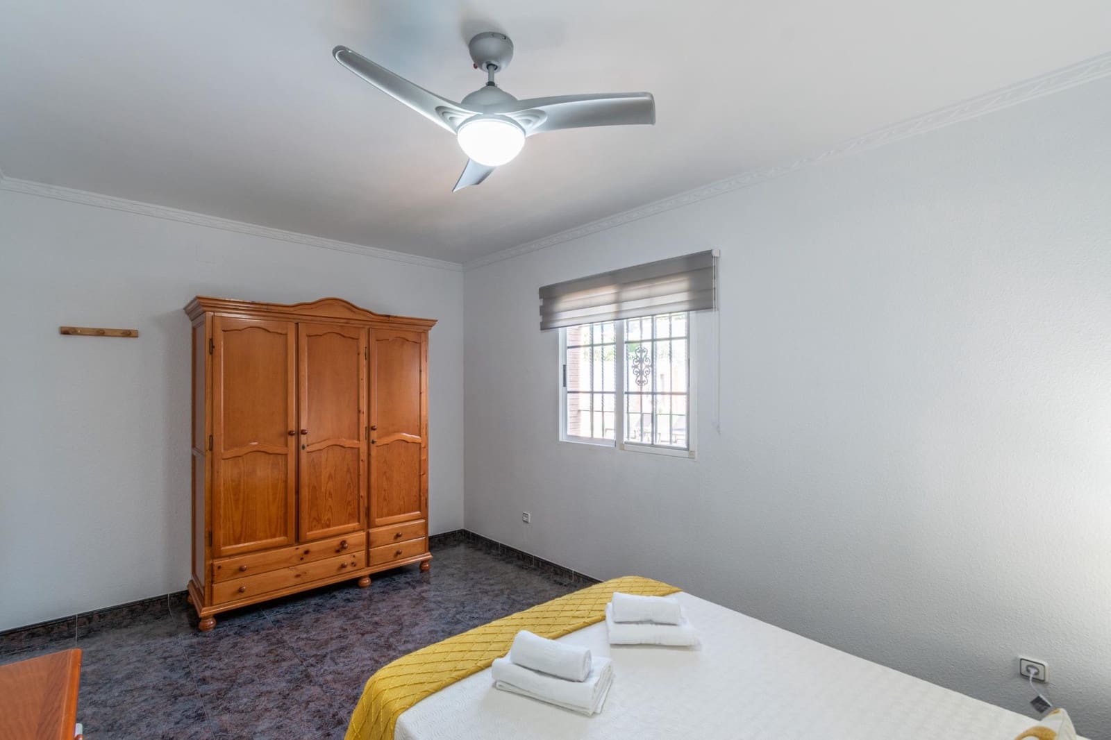 5 bedroom Villa for sale in Orgiva with pool garage - € 580,000 (Ref: 9100891)