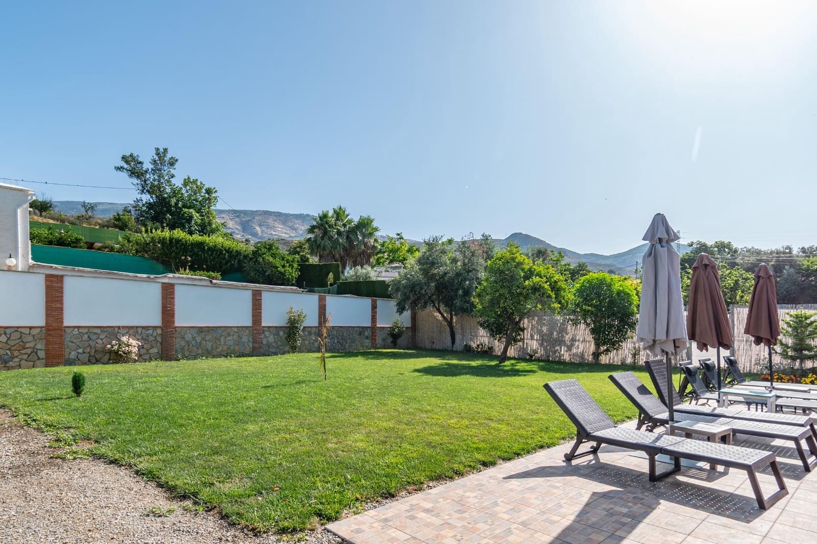 5 bedroom Villa for sale in Orgiva with pool garage - € 580,000 (Ref: 9100891)