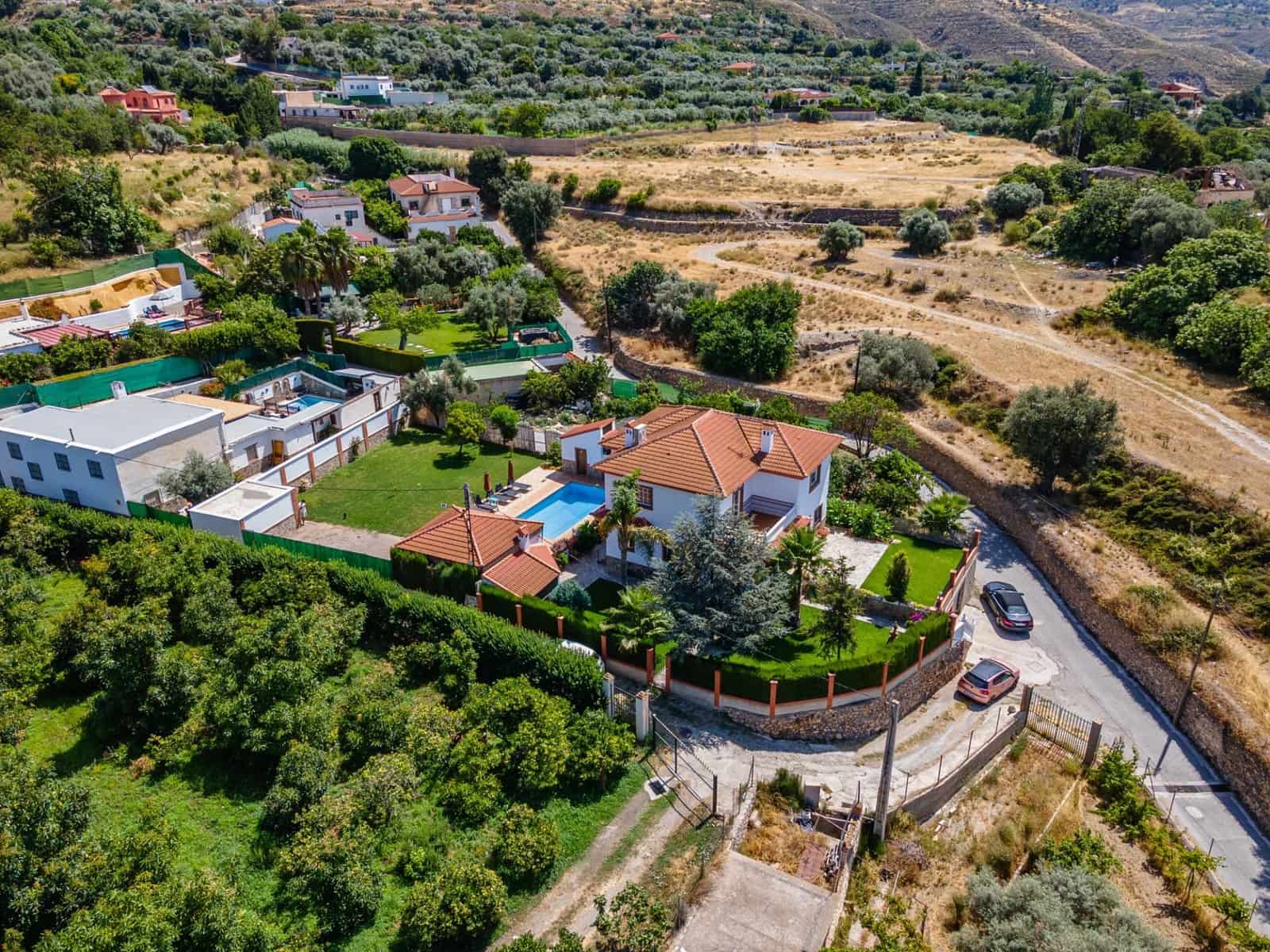 5 bedroom Villa for sale in Orgiva with pool garage - € 580,000 (Ref: 9100891)