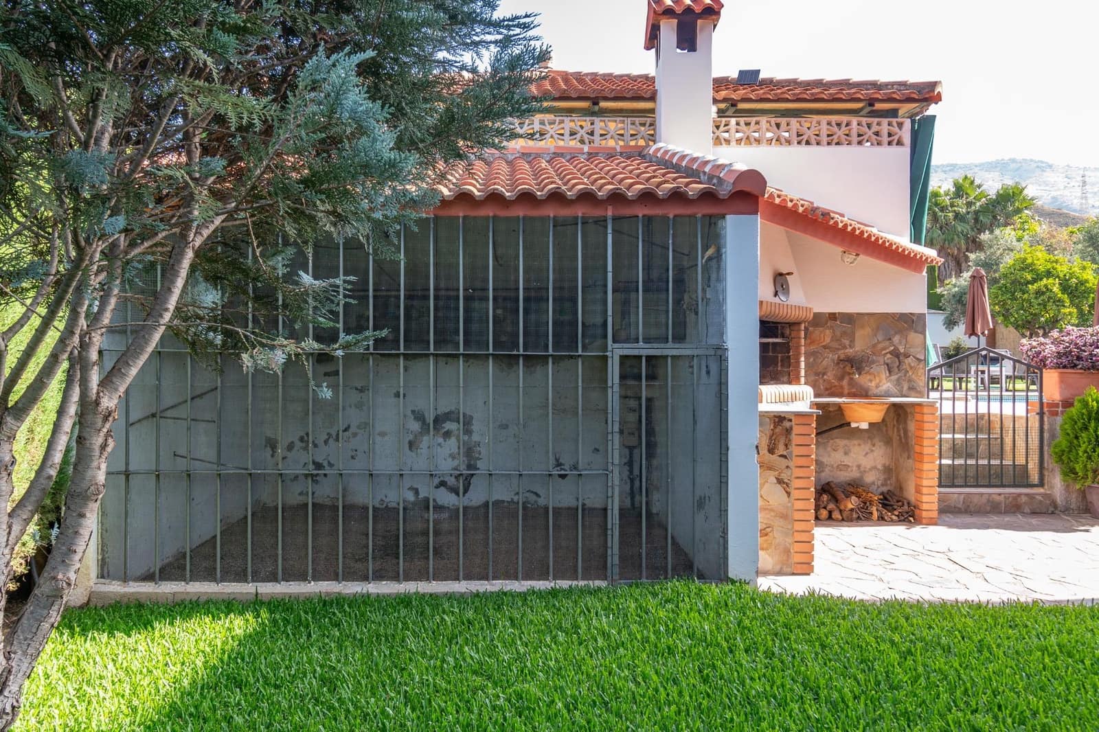 5 bedroom Villa for sale in Orgiva with pool garage - € 580,000 (Ref: 9100891)