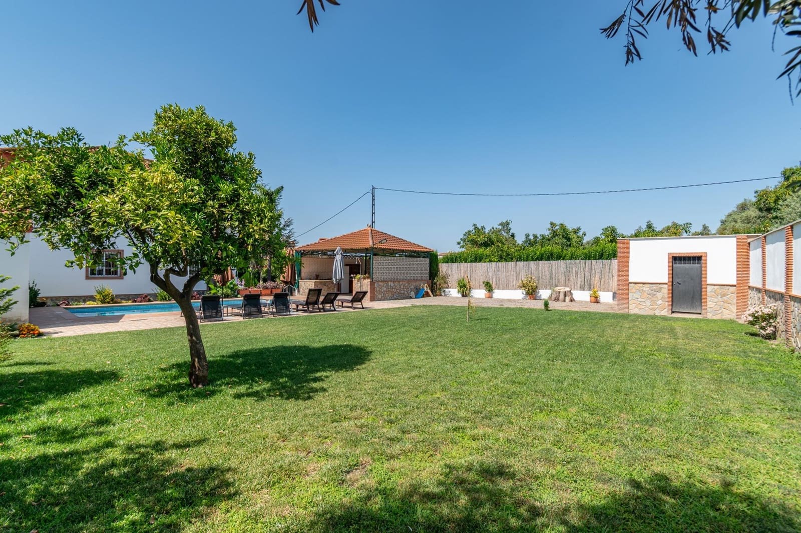 5 bedroom Villa for sale in Orgiva with pool garage - € 580,000 (Ref: 9100891)